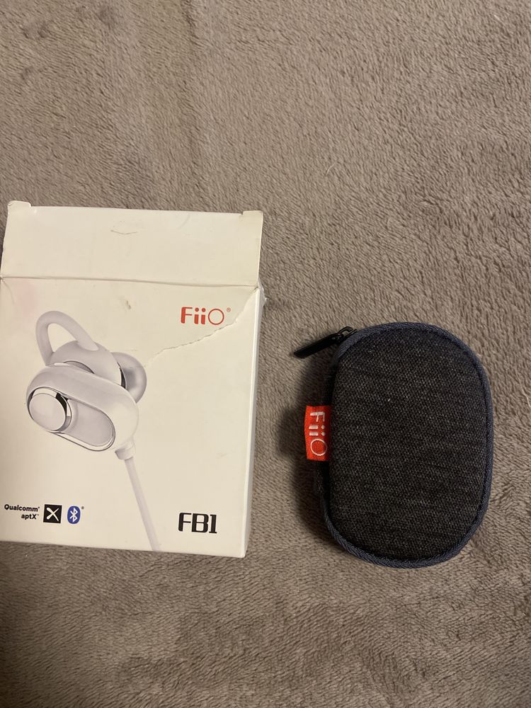 Слушалки Fiio