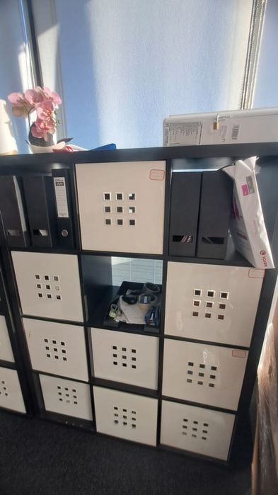 Etajera kallax ikea