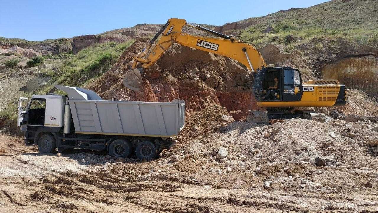 Продаётся гусеничный эксковатор JCB JS305LC!