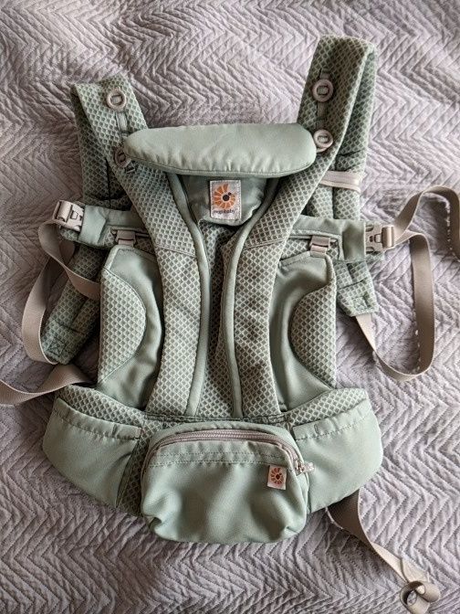Ергономична раница Кенгуру ErgoBaby Omni Breeze