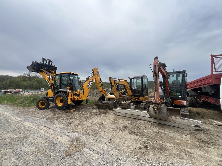 Inchiriez buldoexcavator miniecavator bobcat