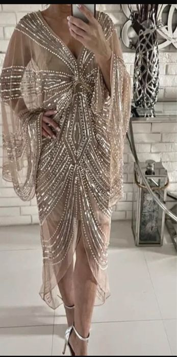 Rochii asos noi diverse marimi