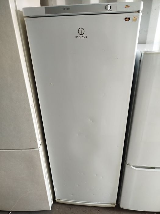 Морозильник полностью рабочий