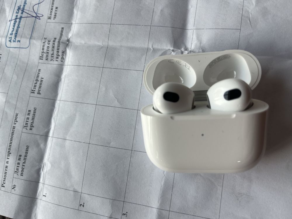 Apple AirPods 3 закупени от А1 в гаранция
