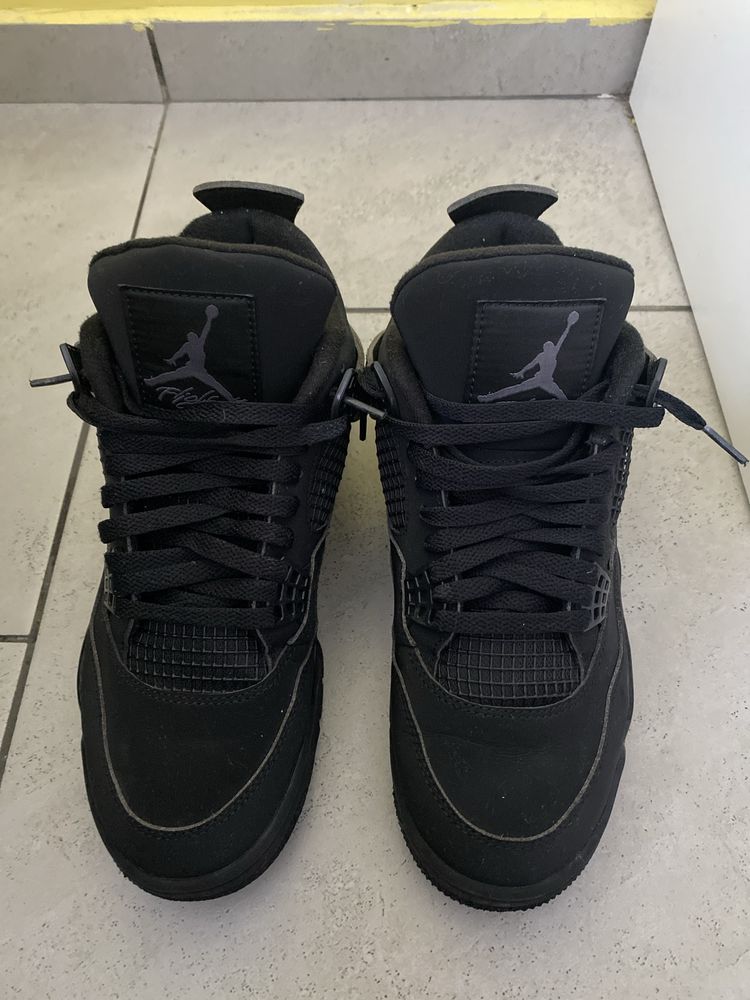 Jordan 4 black cat