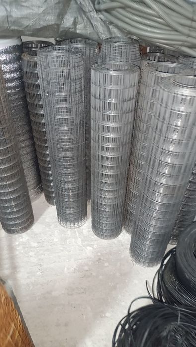 Продаю сетки рулон