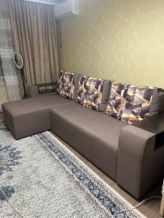 Диван для гостиной