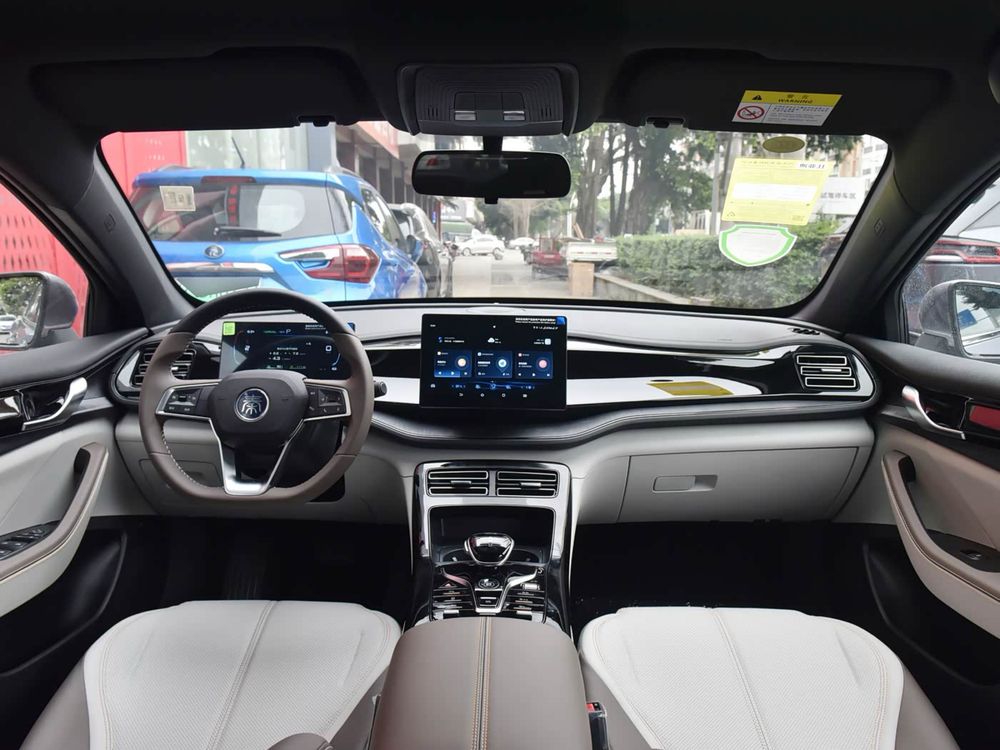 Byd Qin Plus Dm-i гибрид 55км предзаказ по низким ценам
