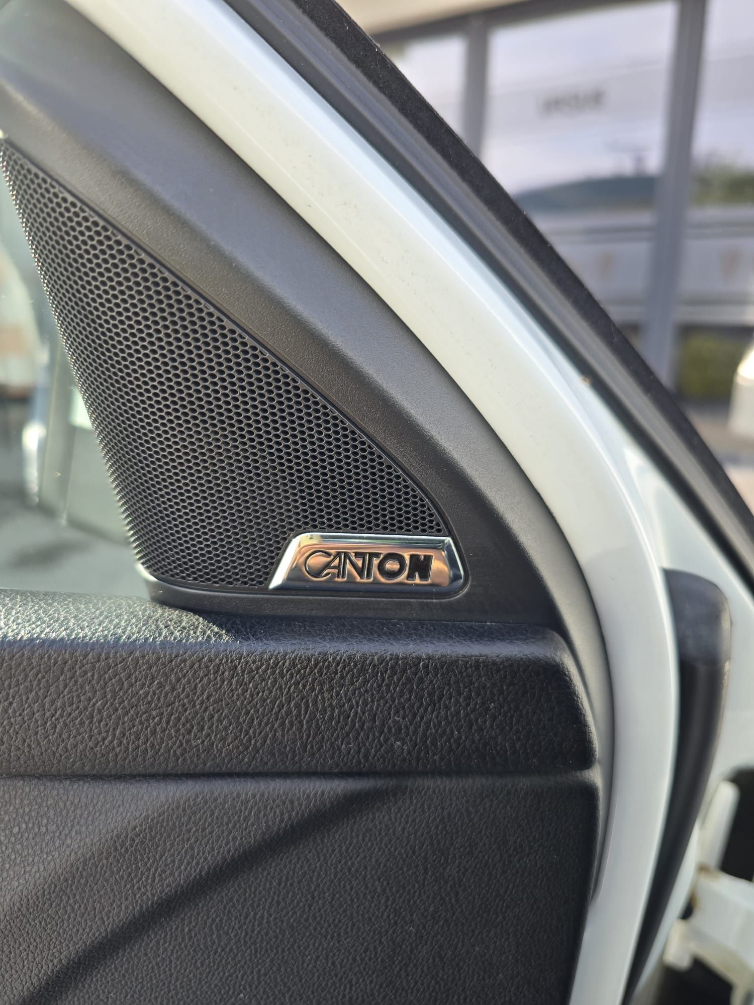Vând  Scoda Octavia 3  Stile 4×4 permanent