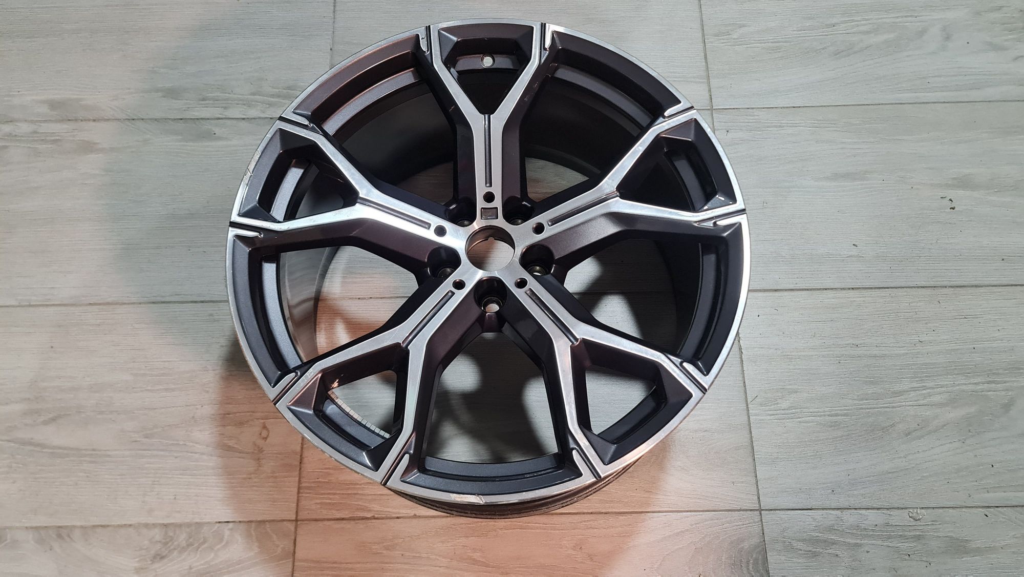 Janta spate 21 original BMW X5 G05 X6 G06 M 8071999
X6 GO6 style 741 M