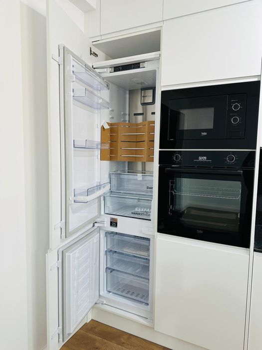 Vand apartament 3 camere NeoTower  Burdujeni, langa pizzeria For You