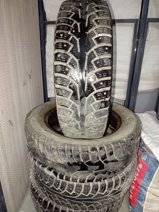 Продам зимние шинны