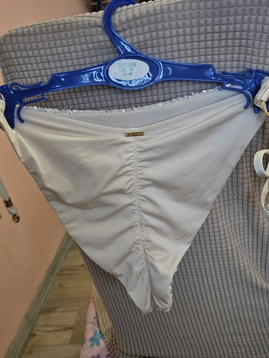 Бански комплект.