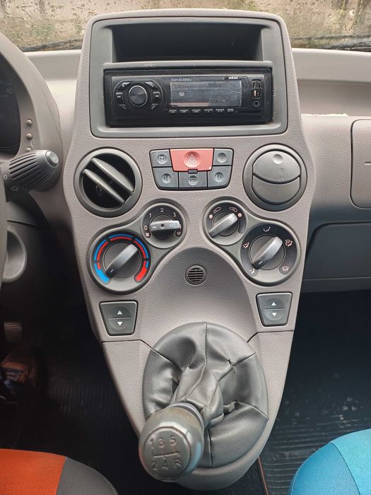 Vand Fiat Panda 1.2 benzina pret 1100 euro