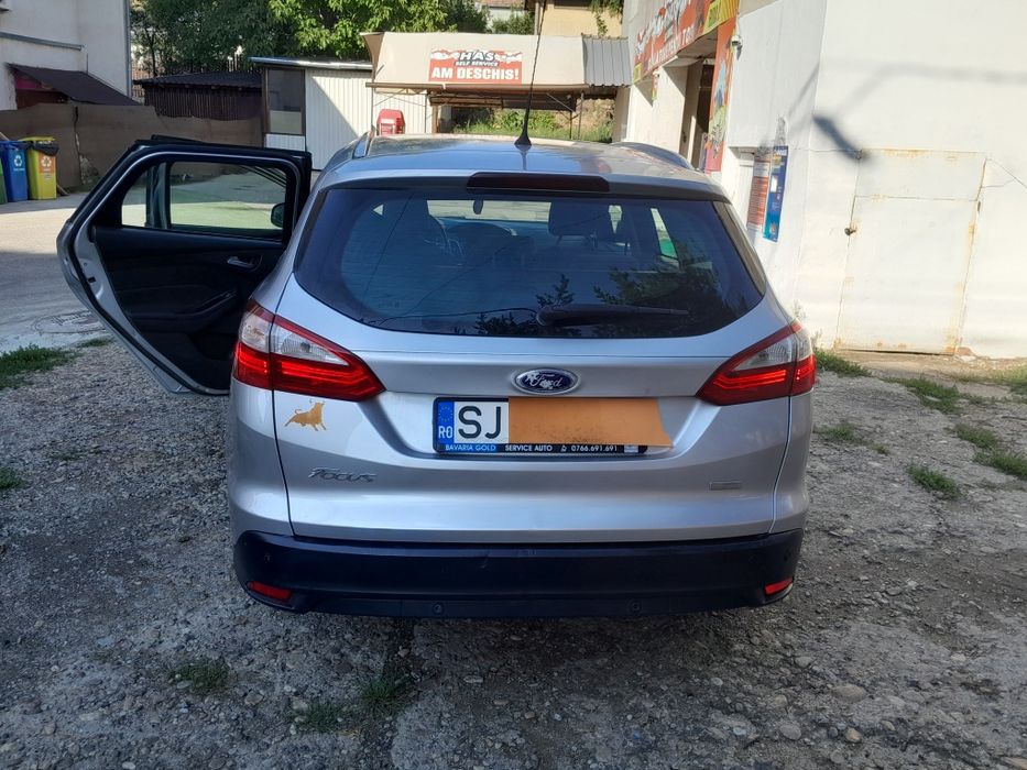 Vând Ford focus 2012