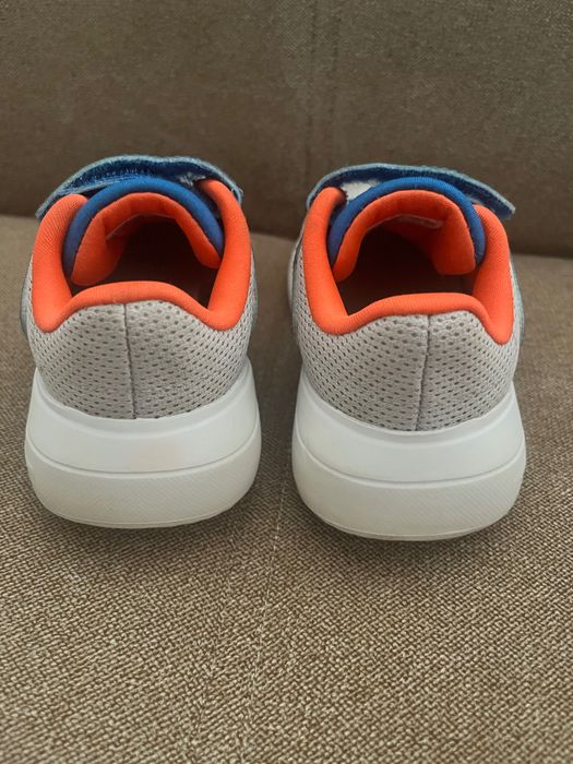 Маратонки Адидас