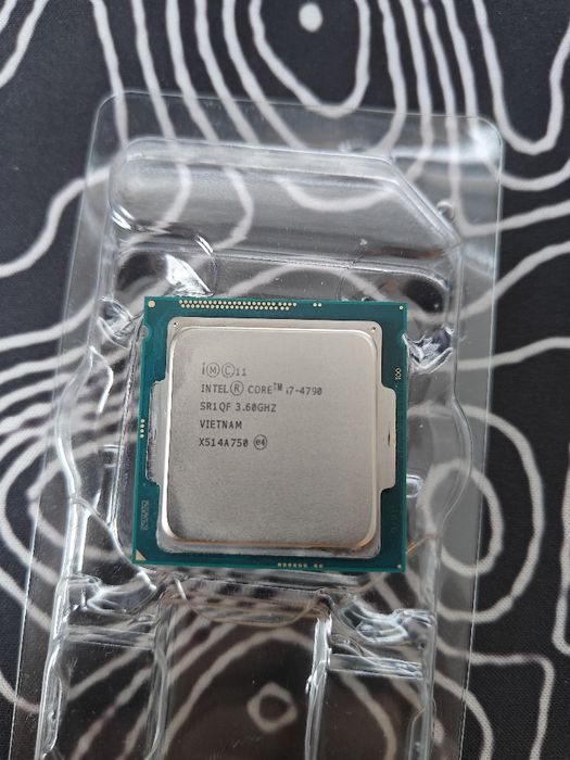 Procesor Intel i7 4790 ca nou (Funcțional)(Rezervat)