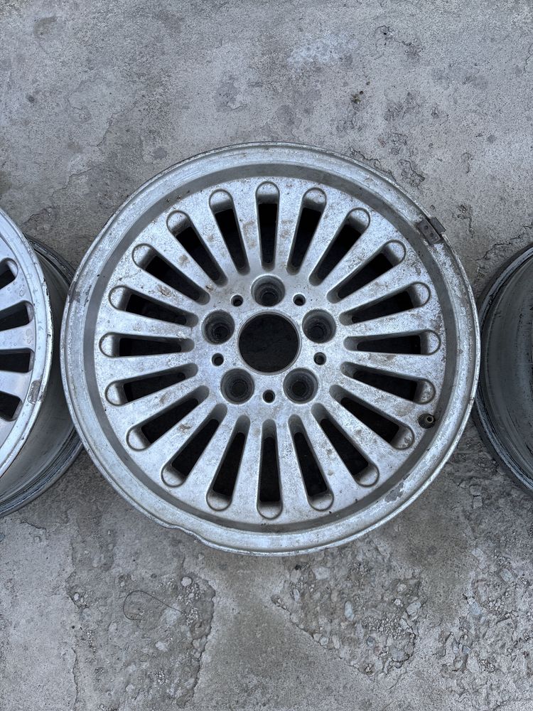 Продаю Диски R16 3 шт