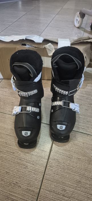 Clapari Salomon copii Mondo 19