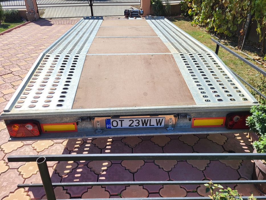 Vând platforma NEIWIADOW