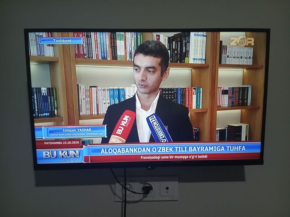 Sotiladi.  Televizor 32 smart LI.   Tikuv mashina