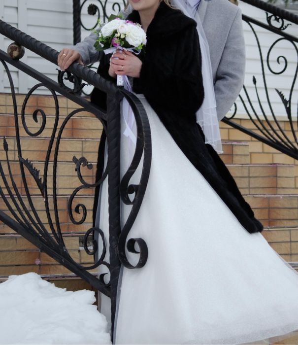 Продам норковую шубу