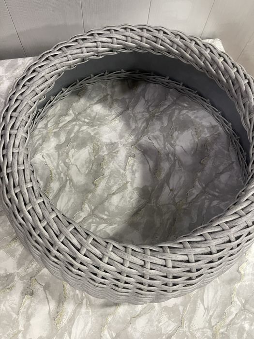 Юбка для елки  высота двадцать пять, верха сорок, дно пясят семь