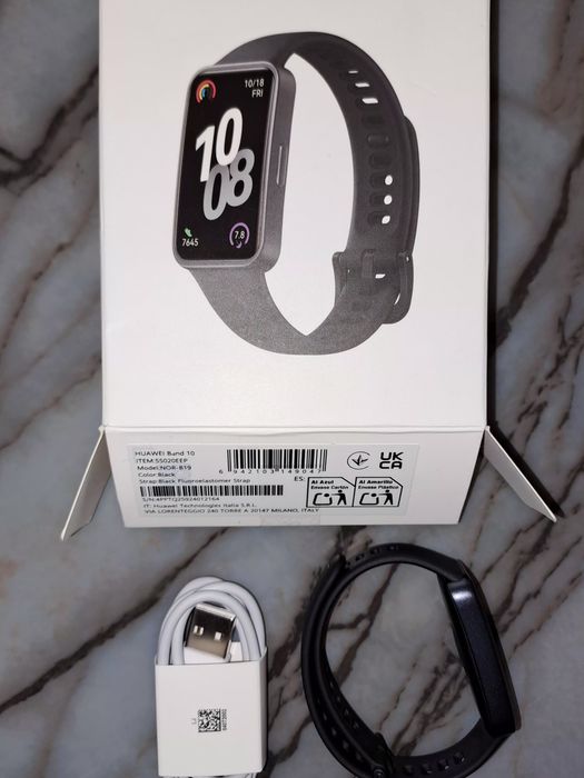 Huawei band 10 нова