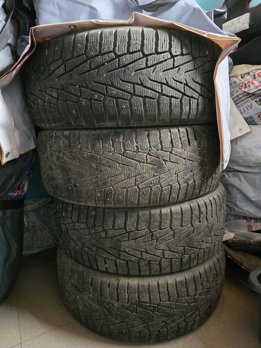 Зимний шины 275 60 R 20