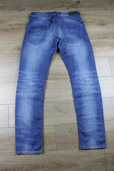 Blugi Diesel, barbatesti, marime W32 L32 , talie 45cm