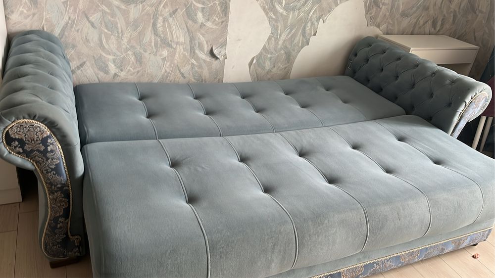 Продам диван с подушками 6 шт