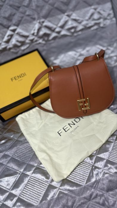 Срочно продам сумочки люкс качества. В связи с закрытием магазина