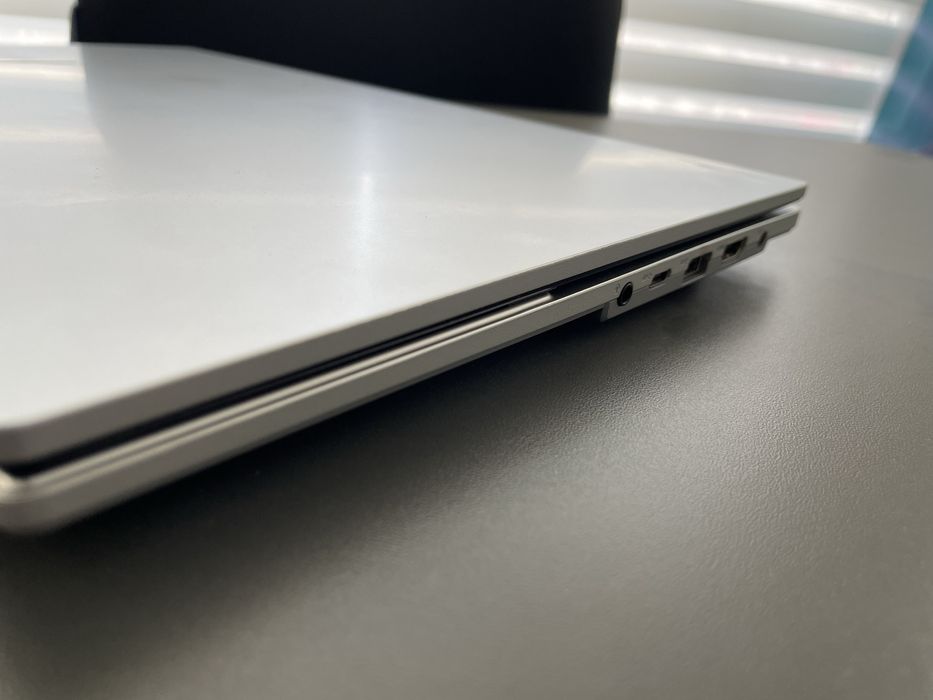 Asus vivobook (yangidek)