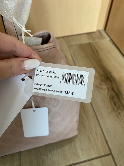 Geanta guess vikky pale rose noua