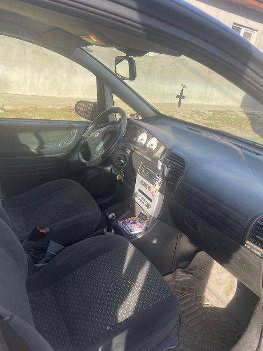 Opel Zafira 7 locuri