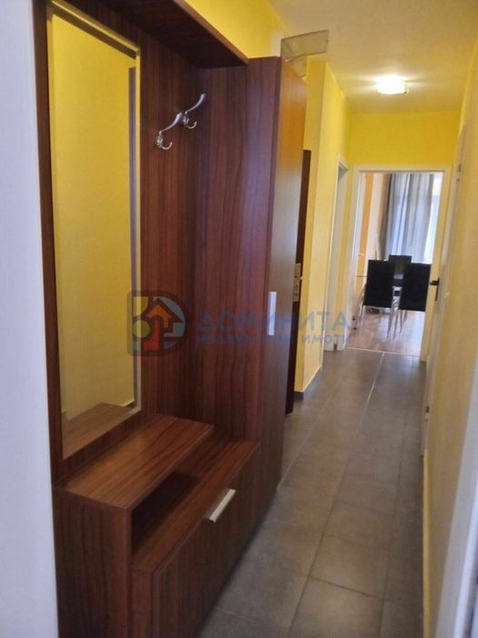 Обзаведен тристаен, първа линия плаж, гр. Китен