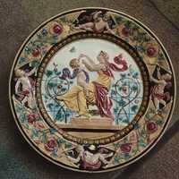 Platou fructiera ceramica motiv mitologic in basorelief Italia