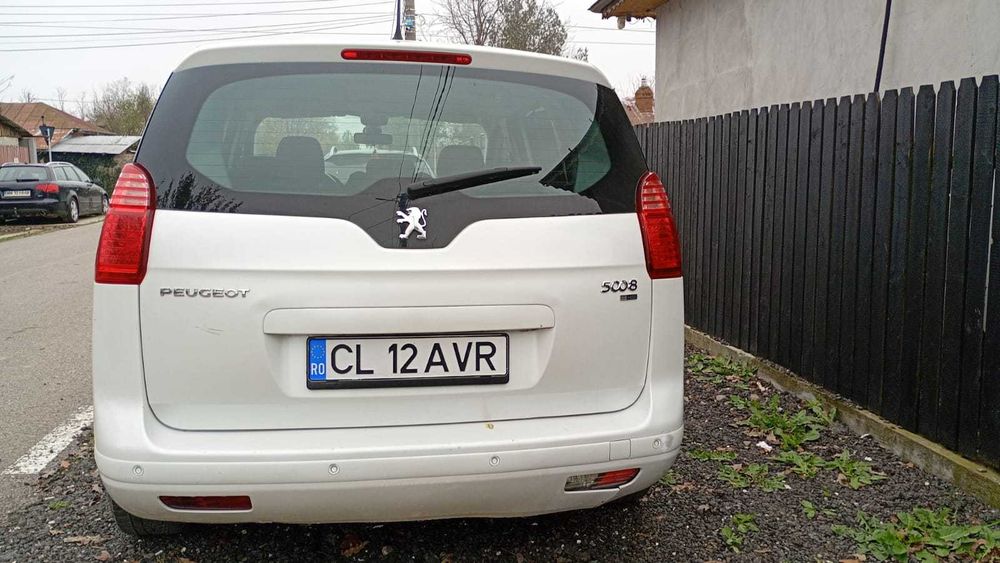 Peugeot 5008 Monovolum cu 7 locuri