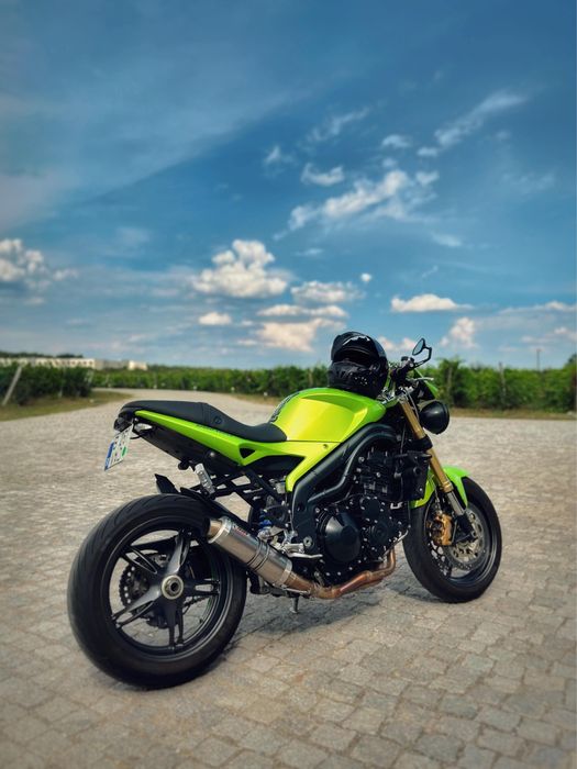Triumph Speed Triple 1050