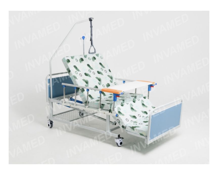 Продам кровать, матрас, коляску, биотуалет