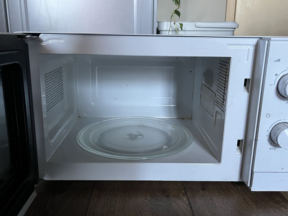 Cuptor cu microunde Beko Defect