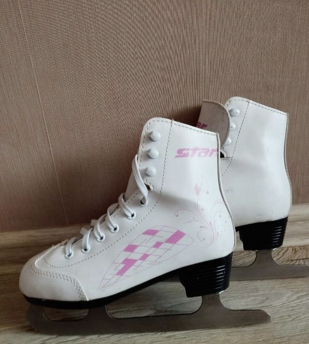 Продам Фигурные коньки
