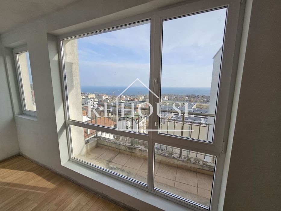 Продава се Тристаен апартамент в Варна, Бриз - 198 кв.м за 1061 €/кв.м - Снимка #9