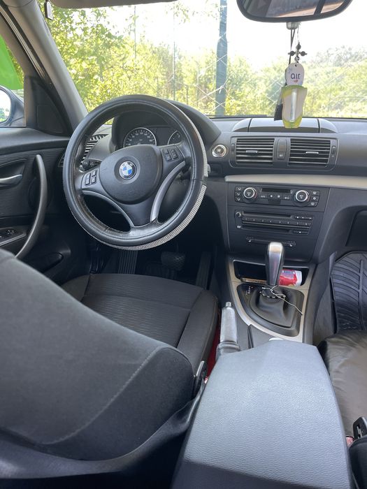 Bmw seria 1 automata , motor 2000 , an 2007