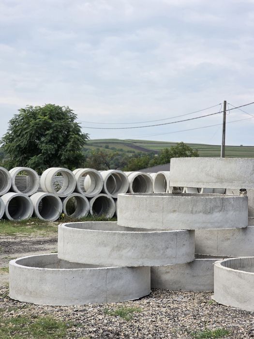 Tuburi beton/ oale fântână/ stalpi de gard