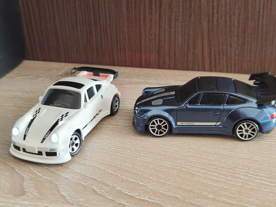 Mașină telecomanda RC 1:64 gen hot wheels
