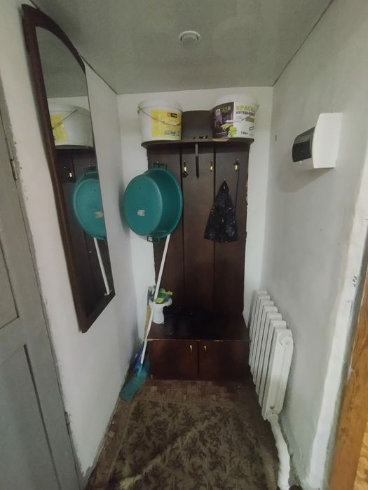 Сдам комнату в частном доме на втором этаже. Отдельный вход.