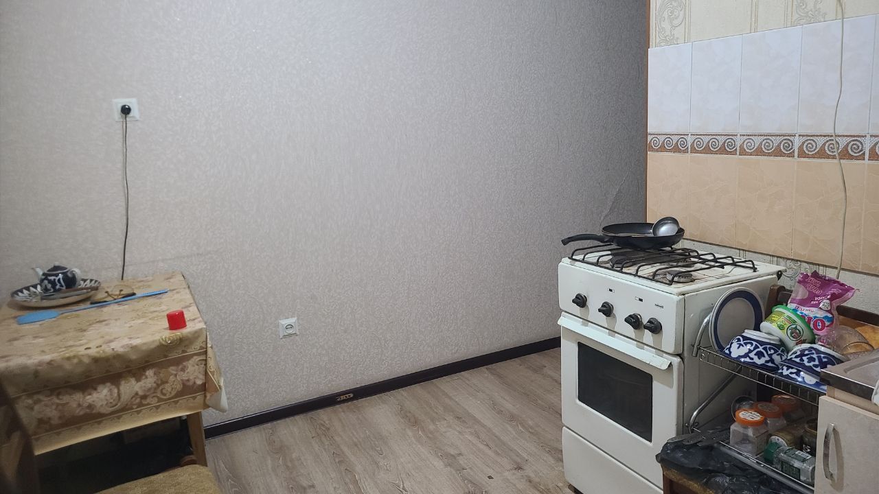 Сдаю 1комнатная квартира с обстановкой на Мирзо улугбекском районе...