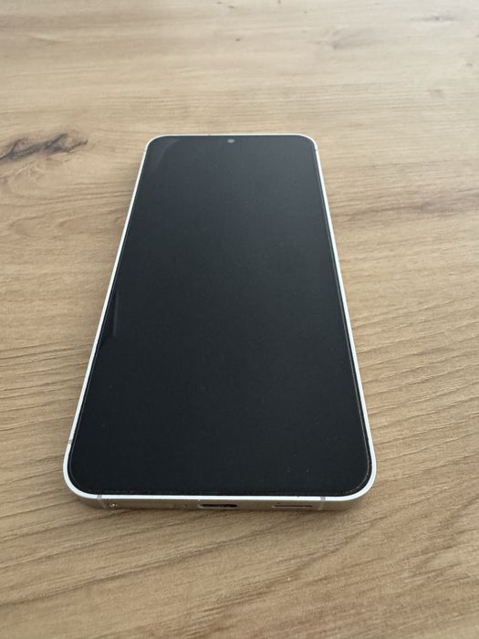 Vand telefon Samsung S24