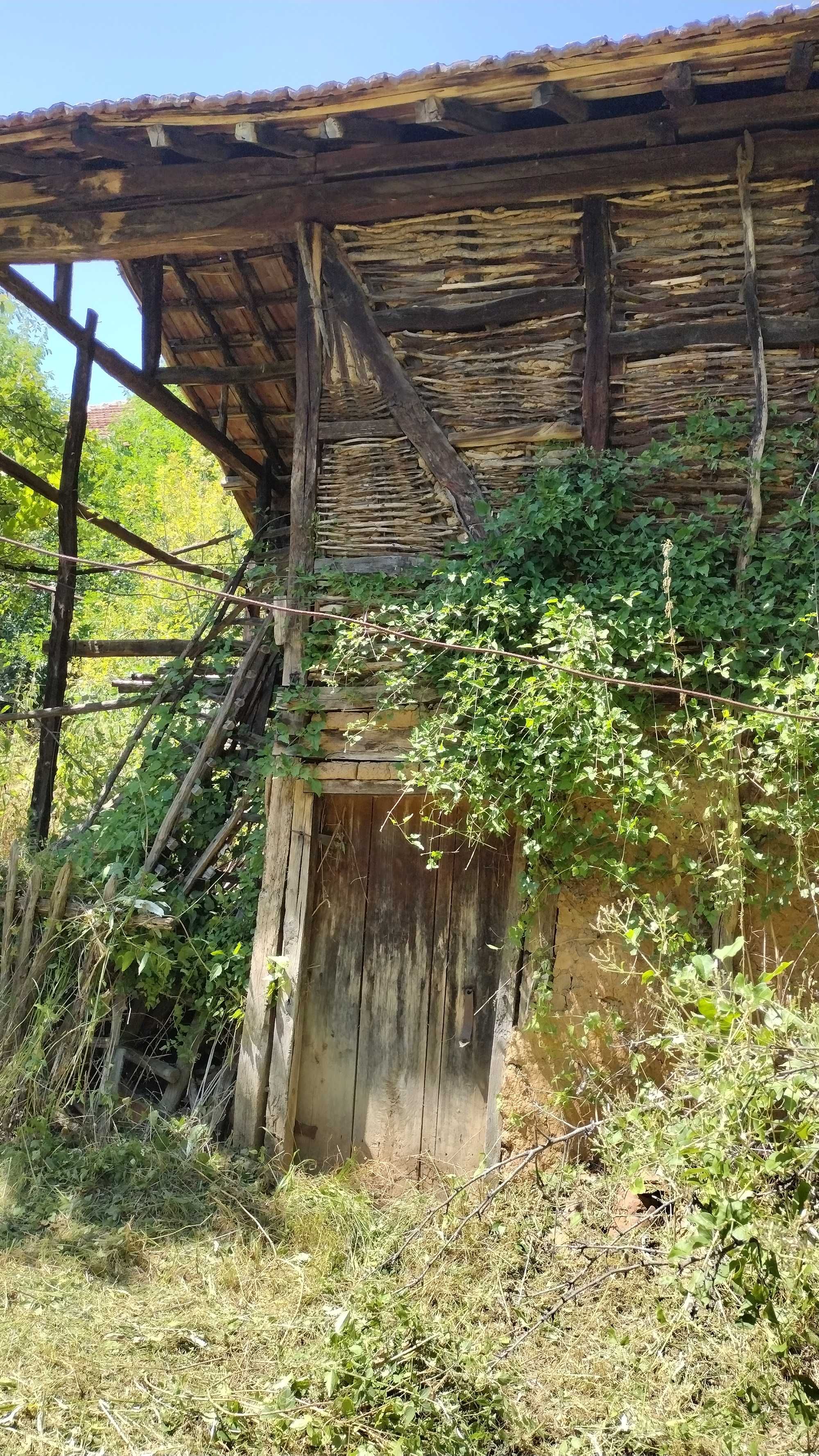 Продавам къща в с.Пастух